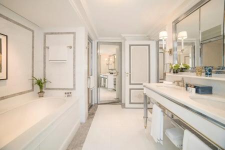 DE CRILLON - 20