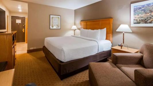 Best Western Plus Grantree Inn - 57