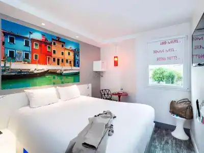 ibis Styles Blois Centre Gare - 51