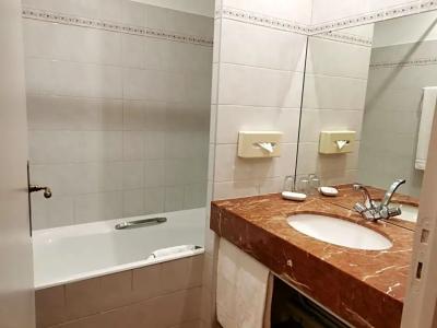 Best Western L'Orangerie - 82