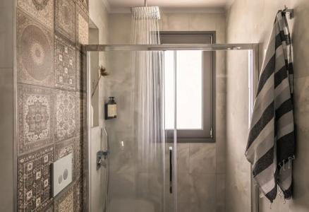 Blue Carpet Luxury Suites - 218