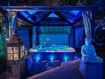 Grand Hôtel de Courtoisville - Piscine & Spa, The Originals Relais (Relais du Silence) - 22