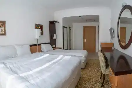 Dionisus Belek - 4