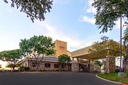 Comfort Suites Nw Dallas Near Love Field - 24