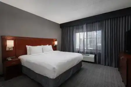 Courtyard by Marriott Denver Central Park - 47
