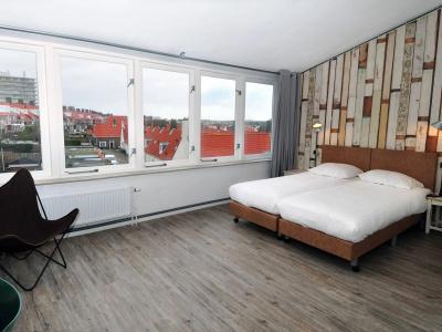 Amsterdam Beach - 6