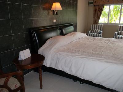 Oyo 765 Pom Pom Residence - 4