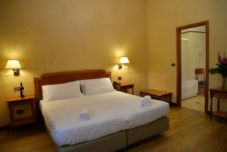 Strozzi Palace - 6