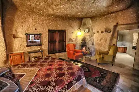 Traveller's Cave - 74