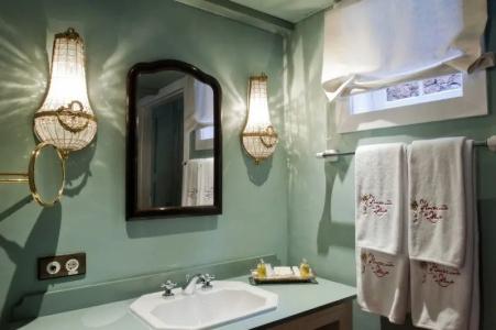 Hacienda de Abajo-Adults Only - 49