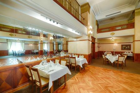 Focus Premium Pod Orłem - 24