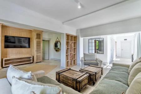 Castro Mesembria Boutique - 1