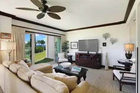 Waipouli Beach and Spa Kauai by Outrigger - 3