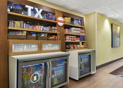 Hampton Inn Dallas-Irving-Las Colinas - 37