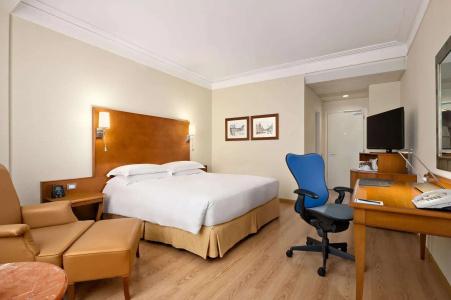 Hilton Rome Airport - 7