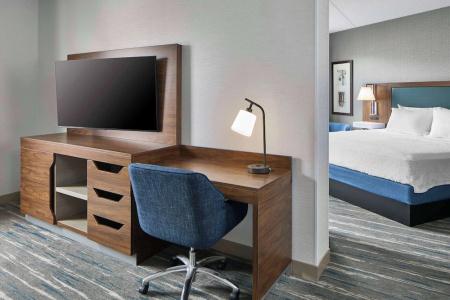 Hampton Inn and Suites Downtown - 119