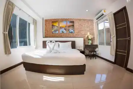 U Hatyai - 77