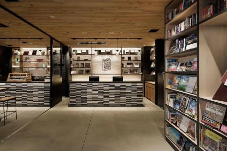 Lamp Light Books Nagoya - 16