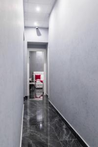 Bella Napoli Suites - 13