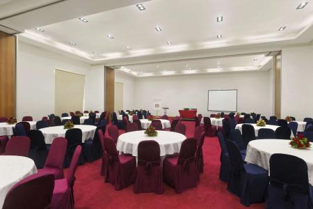 Ramada Encore By Wyndham Tangier - 13