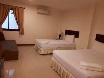 Nathon Residence - 11