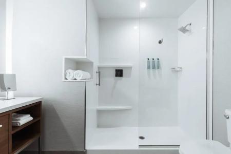 Courtyard by Marriott Downtown - 13