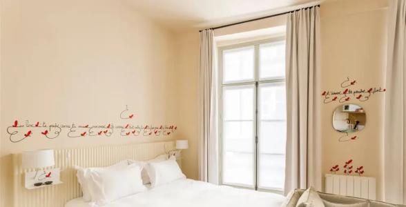 Hôtel Bourg Tibourg - 109