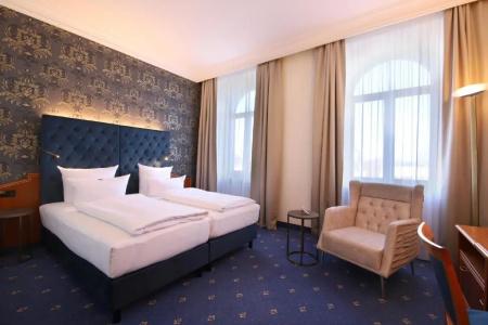 Bayerischer Hof Dresden - 69