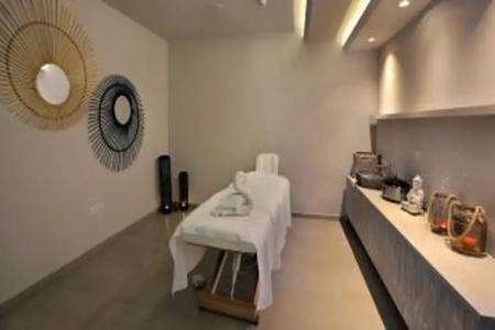 Nelia Beach & Spa - 33