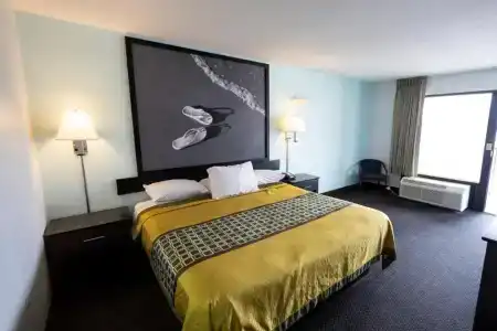 Ocean Breeze Inn - 27
