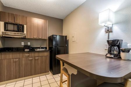 Studio 6-Dallas, TX - Northwest - 12