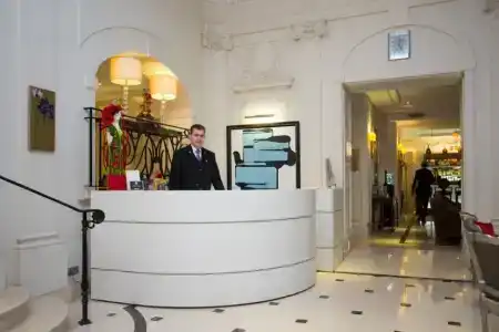 Majestic Spa - Champs Elysées - 35