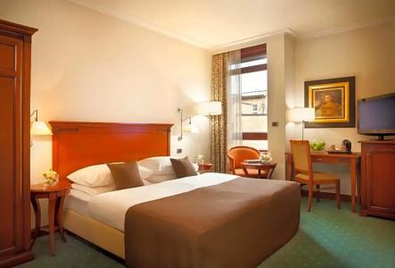 Best Western Premier Astoria - 33