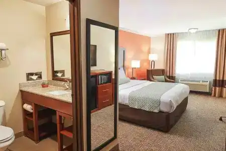 Comfort Inn Near Old Town Pasadena In Eagle Rock Ca - 13