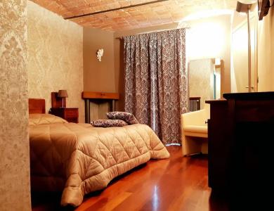 Red Wine Camere - 2