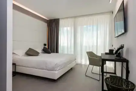 J44 Lifestyle - 3