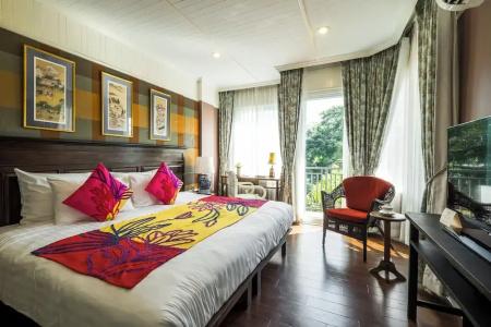 Ndol Streamside Thai Villas - 57