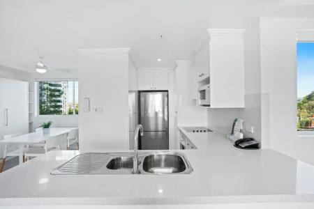 Crystal Bay On The Broadwater - 365