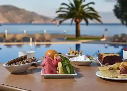 Pilot Beach Resort - 11