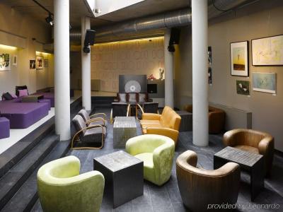 The Icon & Lounge - 23