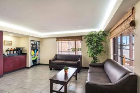 6 San Antonio, Tx i-35 North Corridor - 1