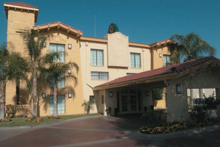 La Quinta Inn by Wyndham Bakersfield South - 0