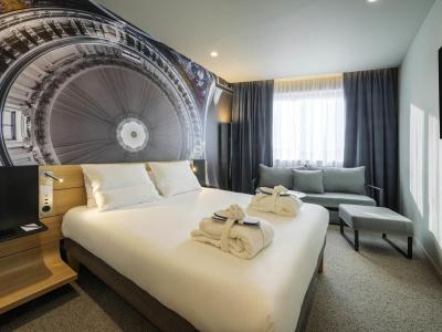 Novotel Paris 20 Belleville - 13