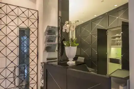 House of Time - Fancy Suites - 1