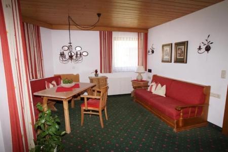 Garni Erler - 68