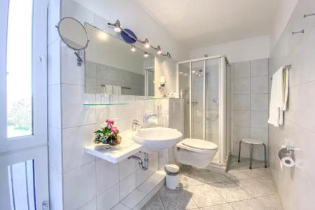 Hotel-Restaurant Vier Linden - 5