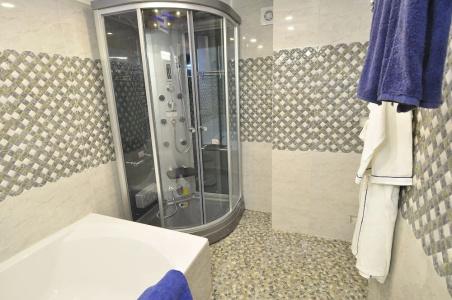 Royal Penguin Boutique & Spa - 155
