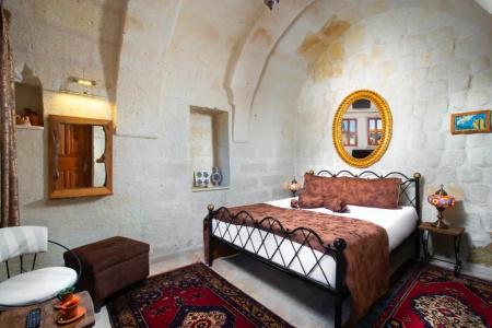 Romantic Cave - 57