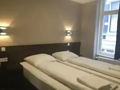 Damrak Inn - 42