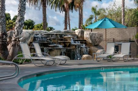 Paradise Point Resort & Spa - 13